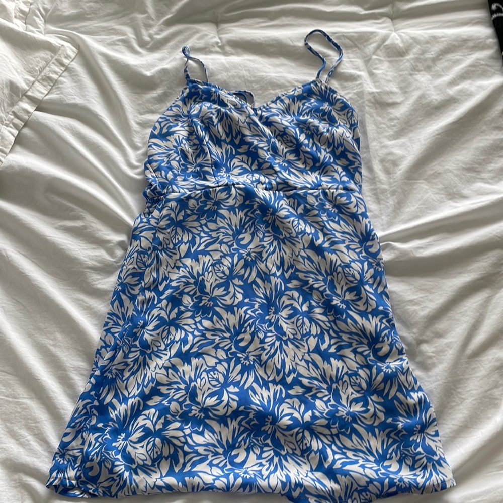 Floral blue mini dress
